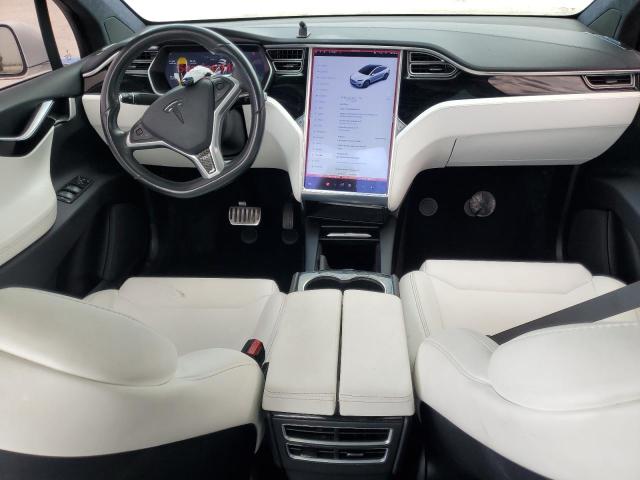 5YJXCBE20HF074138 - 2017 TESLA MODEL X 白色 照片 8