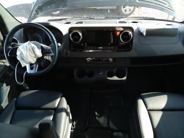 W1W4NCVY9RT165841 - 2024 MERCEDES-BENZ SPRINTER 2500 黑色 照片 8