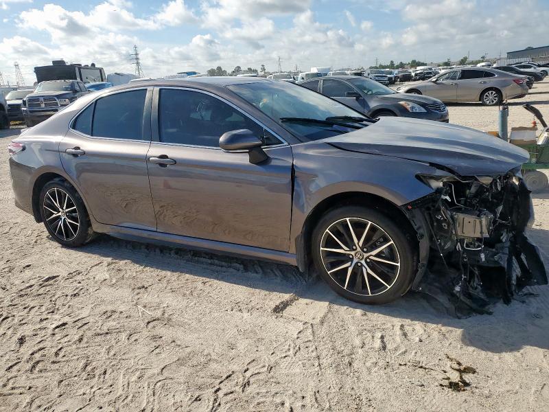 4T1G11AK5PU783557 - 2023 TOYOTA CAMRY SE NIGHT SHADE GRAY photo 4