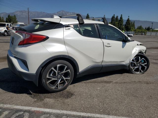 JTNKHMBX5L1065813 - 2020 TOYOTA C-HR XLE CREAM photo 3