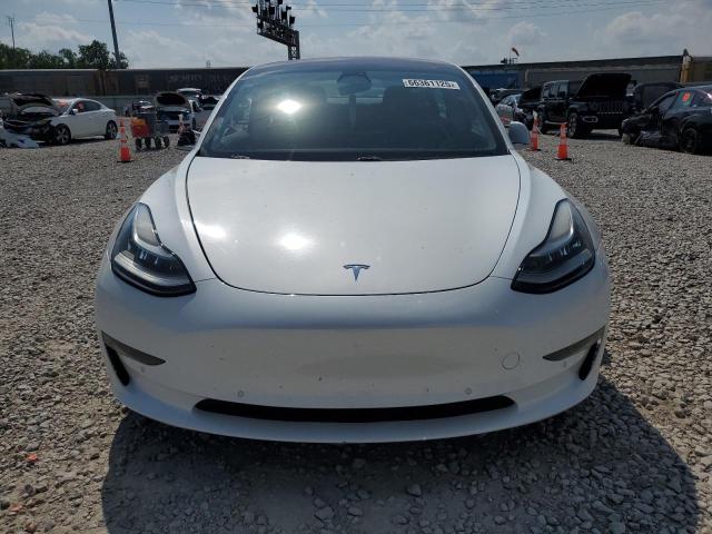 5YJ3E1EB9JF145586 - 2018 TESLA MODEL 3 WHITE photo 5