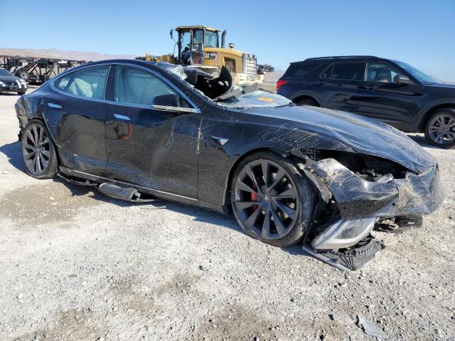 5YJSA1E40LF388554 - 2020 TESLA MODEL S Սև լուսանկար 4