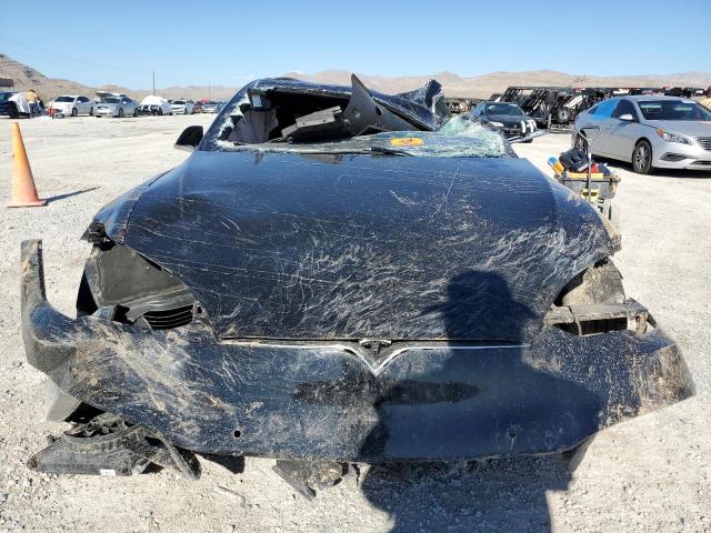 5YJSA1E40LF388554 - 2020 TESLA MODEL S Սև լուսանկար 5