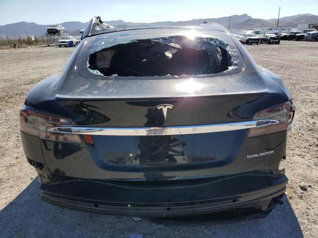 5YJSA1E40LF388554 - 2020 TESLA MODEL S Սև լուսանկար 6