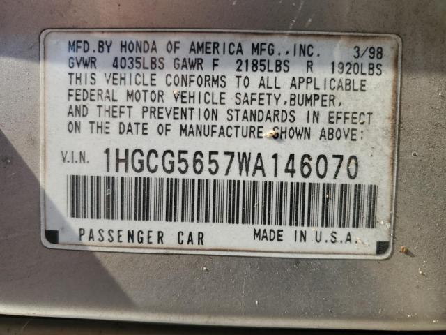 1HGCG5657WA146070 - 1998 HONDA ACCORD EX SILVER photo 13