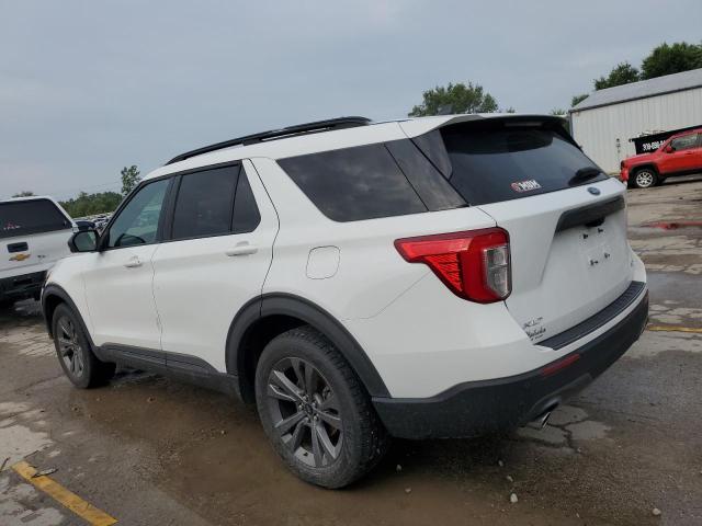 1FMSK8DH2MGB13507 - 2021 FORD EXPLORER XLT WHITE photo 2