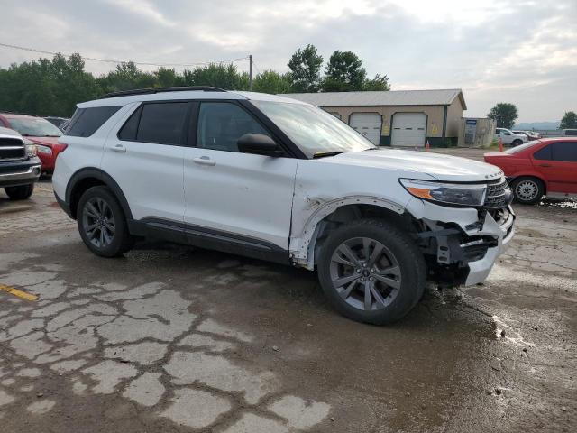 1FMSK8DH2MGB13507 - 2021 FORD EXPLORER XLT WHITE photo 4