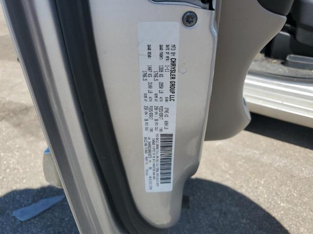 2A4RR8DG9BR630573 - 2011 CHRYSLER TOWN & COU TOURING L SILVER photo 13