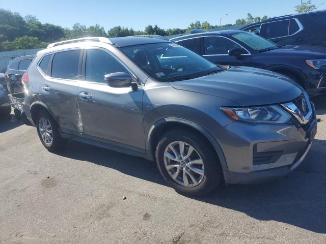 KNMAT2MV9JP526780 - 2018 NISSAN ROGUE S GRAY photo 4