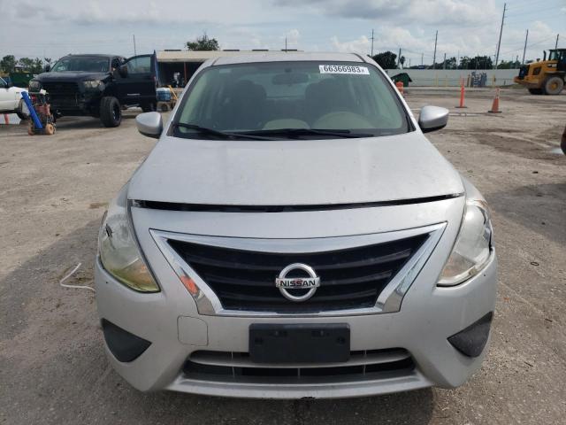 3N1CN7AP7GL816240 - 2016 NISSAN VERSA S SILVER photo 5