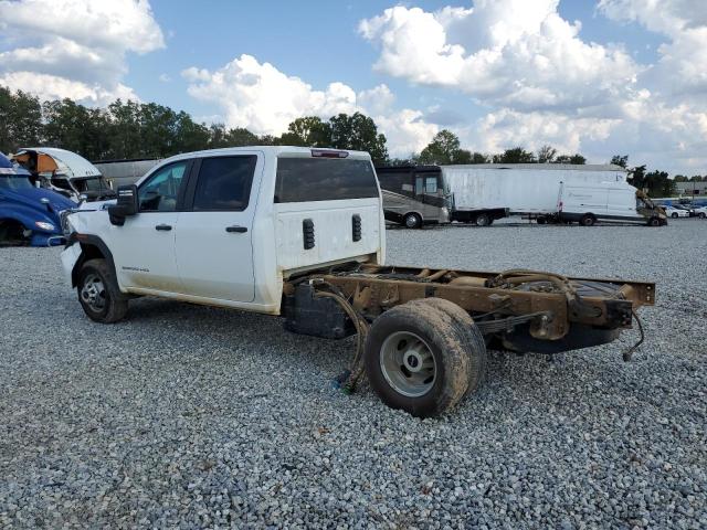 1GD49SEYXNF242313 - 2022 GMC SIERRA K3500 WHITE photo 2