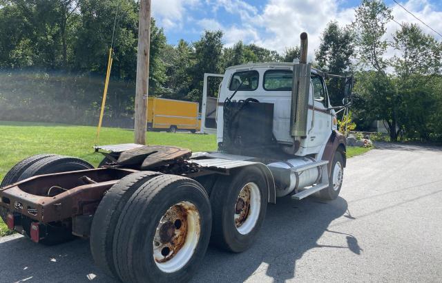 2FWJA3CV37AY04821 - 2007 STERLING TRUCK AT 9500 TWO TONE photo 4