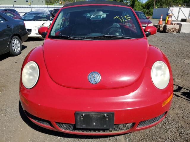 3VWRG31Y96M331252 - 2006 VOLKSWAGEN BEETLE CONVERTIBLE OPTION PACKAGE 1 RED photo 5