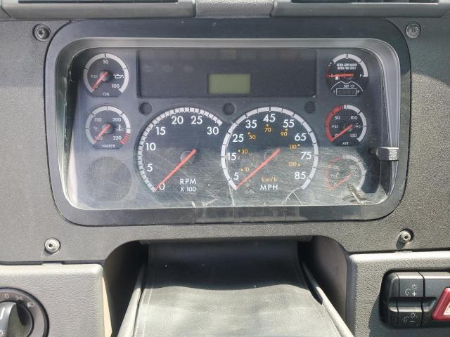 1FUBGEDV2FLGH4687 - 2015 FREIGHTLINER CASCADIA 1 Blanco foto 8