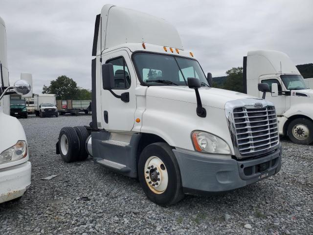 2015 FREIGHTLINER CASCADIA, 