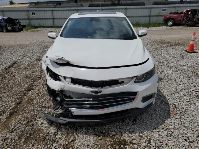 1G1ZH5SX8HF124784 - 2017 CHEVROLET MALIBU PREMIER თეთრი ფოტო 5