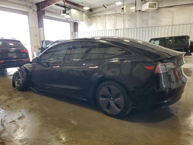 5YJ3E1EBXJF170545 - 2018 TESLA MODEL 3 BLACK photo 2