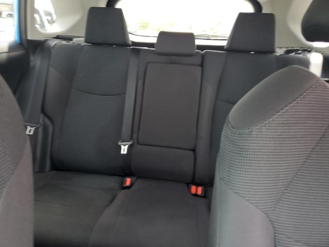 2T3H1RFV4KW006714 - 2019 TOYOTA RAV4 LE Blau Foto 10