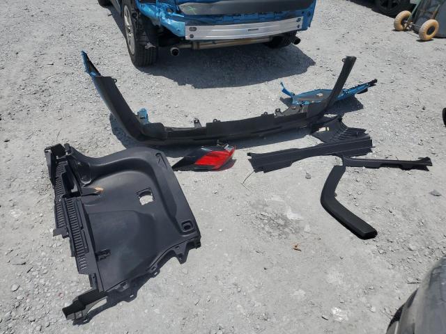 2T3H1RFV4KW006714 - 2019 TOYOTA RAV4 LE Blau Foto 13