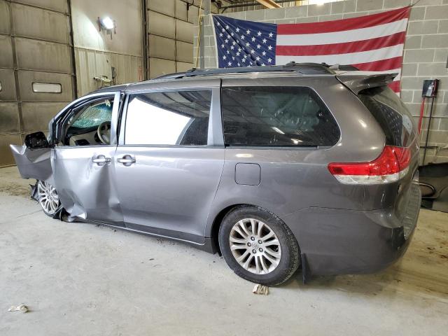 5TDYK3DC0BS084159 - 2011 TOYOTA SIENNA XLE GRAY photo 2