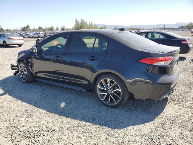 JTDS4RCE5LJ042722 - 2020 TOYOTA COROLLA SE BLACK photo 2