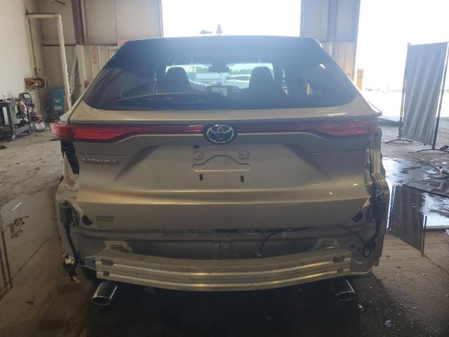 JTEAAAAHXRJ181946 - 2024 TOYOTA VENZA LE Gümüş fotoğraf 6