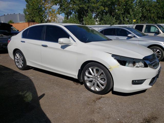 1HGCR2F9XEA806564 - 2014 HONDA ACCORD TOURING WHITE photo 4