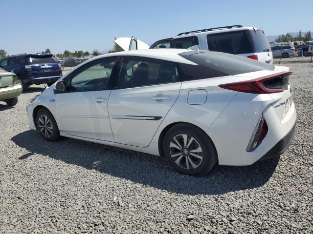 JTDKARFP3H3001894 - 2017 TOYOTA PRIUS PRIM WHITE photo 2