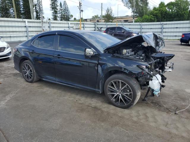 4T1G11AK8RU888600 - 2024 TOYOTA CAMRY SE NIGHT SHADE BLACK photo 4