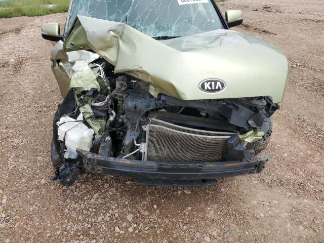 KNDJT2A66D7516404 - 2013 KIA SOUL + GREEN photo 11