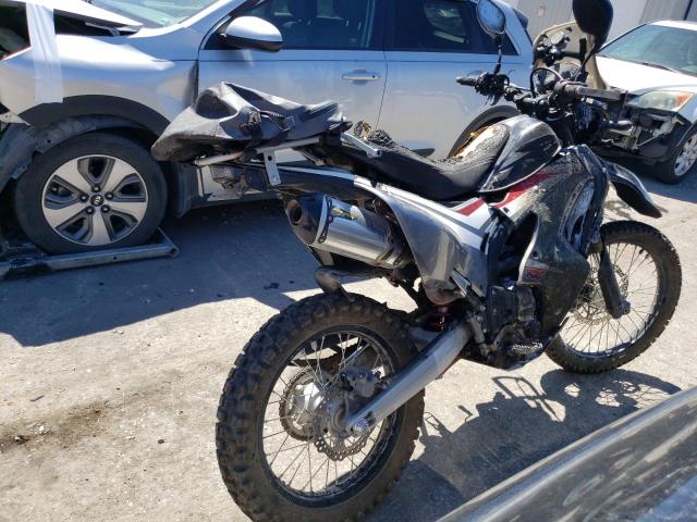 MLHMD4418J5100199 - 2018 HONDA CRF250 L BLACK photo 3