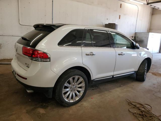 2LMDJ8JK4DBL03090 - 2013 LINCOLN MKX 白色 照片 3