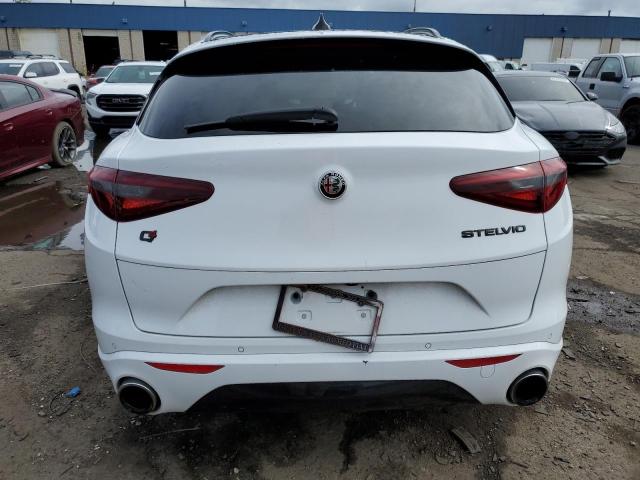 ZASPAKBN8M7D08067 - 2021 ALFA ROMEO STELVIO TI WHITE photo 6