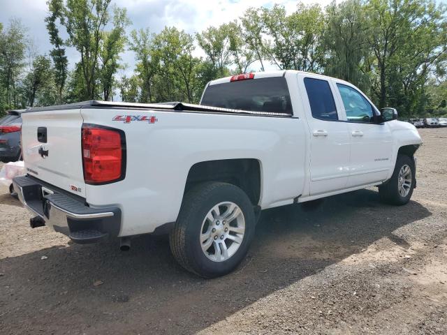 1GCVKREC0JZ116609 - 2018 CHEVROLET SILVERADO K1500 LT WHITE photo 3