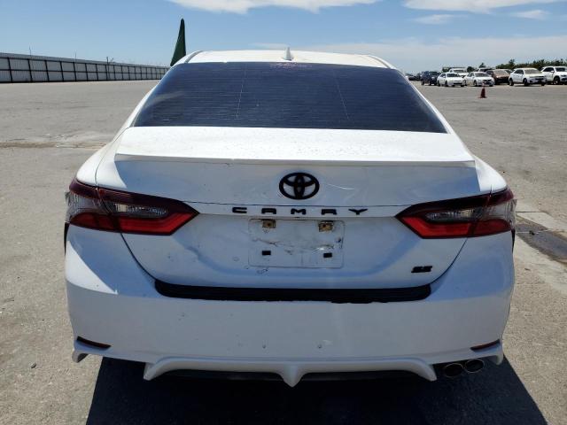4T1G11AK6PU830840 - 2023 TOYOTA CAMRY SE NIGHT SHADE WHITE photo 6
