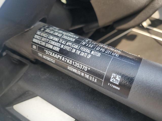 57XAAPFA7K8135370 - 2019 POLARIS SLINGSHOT SL WHITE photo 10