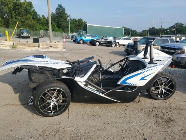 57XAAPFA7K8135370 - 2019 POLARIS SLINGSHOT SL WHITE photo 3