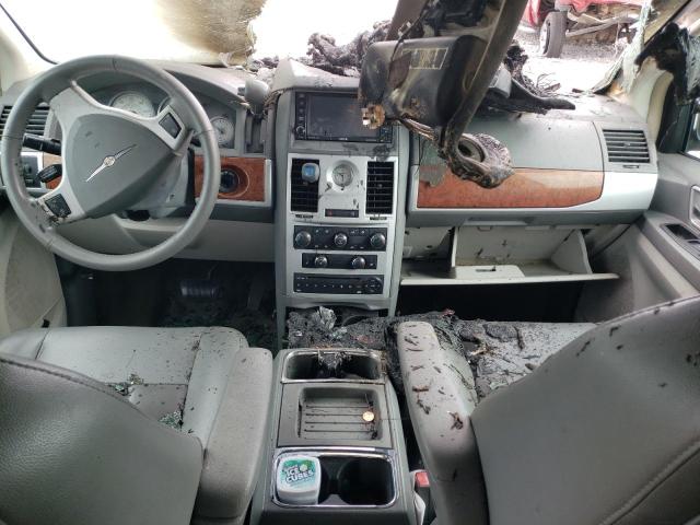 2A8HR54P18R815119 - 2008 CHRYSLER TOWN & COU TOURING BURGUNDY photo 8