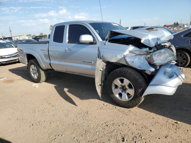 5TETU62N48Z509243 - 2008 TOYOTA TACOMA PRERUNNER ACCESS CAB SILVER photo 4