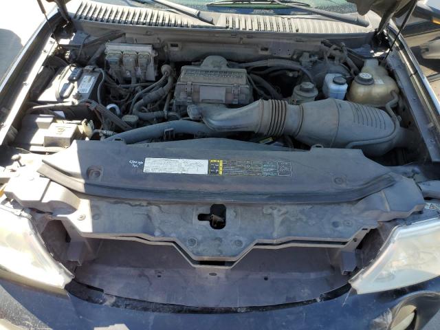 5LMFU28585LJ05202 - 2005 LINCOLN NAVIGATOR შავი ფოტო 11