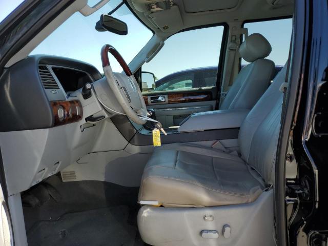 5LMFU28585LJ05202 - 2005 LINCOLN NAVIGATOR შავი ფოტო 7