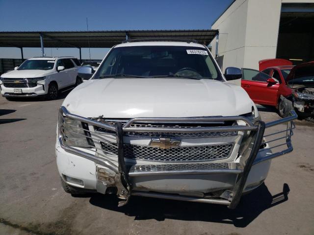 3GNMCFE07BG106584 - 2011 CHEVROLET AVALANCHE LT WHITE photo 5