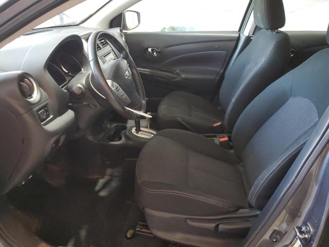 3N1CN7AP5JL812159 - 2018 NISSAN VERSA S GRAY photo 7