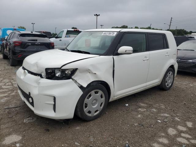 JTLZE4FE0CJ016351 - 2012 TOYOTA SCION XB WHITE photo 1