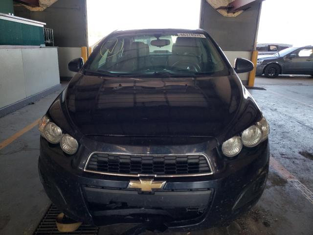 1G1JA5SH8F4114890 - 2015 CHEVROLET SONIC LS 黑色 照片 5