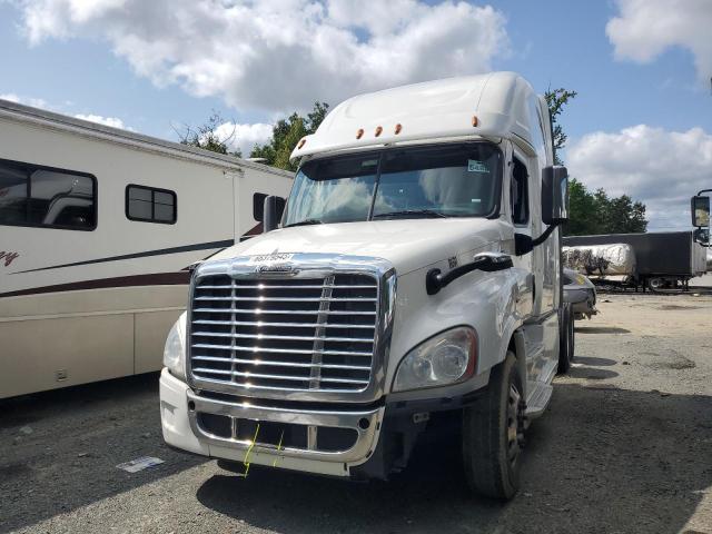 3AKJGLDV8JSKB1754 - 2018 FREIGHTLINER CASCADIA 1 白色 照片 2