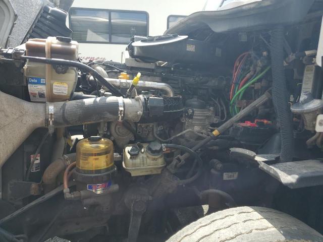 3AKJGLDV8JSKB1754 - 2018 FREIGHTLINER CASCADIA 1 白色 照片 7