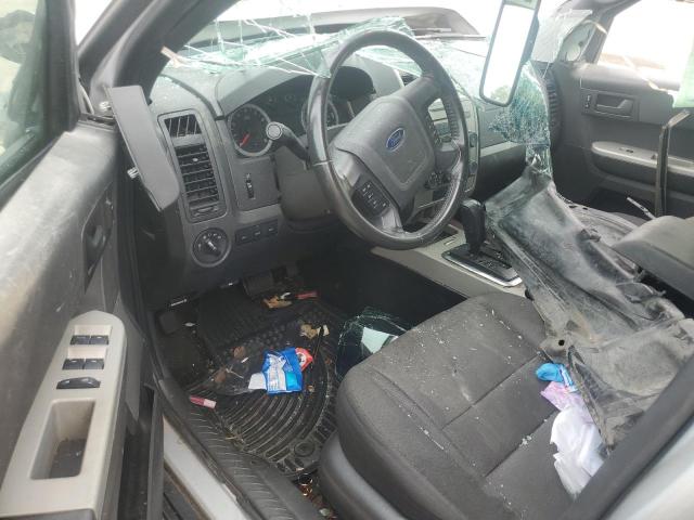 1FMCU0DG6BKA73398 - 2011 FORD ESCAPE XLT 银色 照片 8