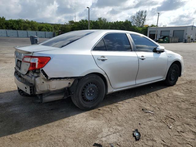 4T1BD1FK0CU026246 - 2012 TOYOTA CAMRY HYBRID SILVER photo 3