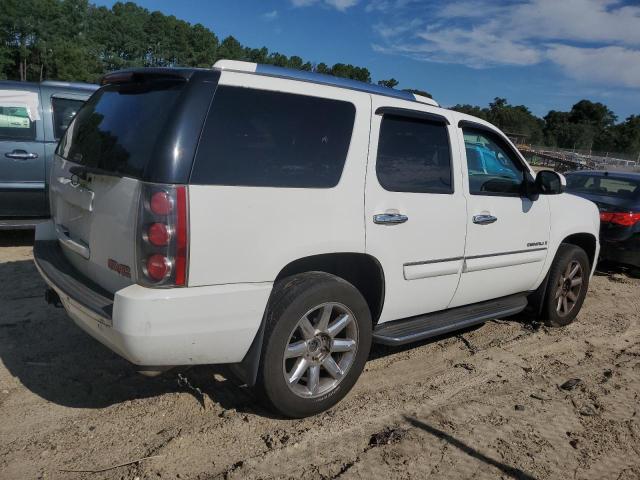 1GKFK638X8J235430 - 2008 GMC YUKON DENALI WHITE photo 3